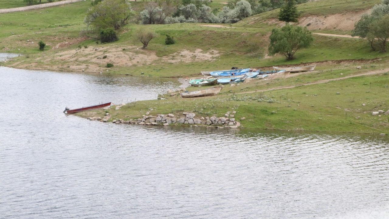 Yozgat’ta Baraj Doldu! Eski Yerleşim Sulara Gömüldü (6)