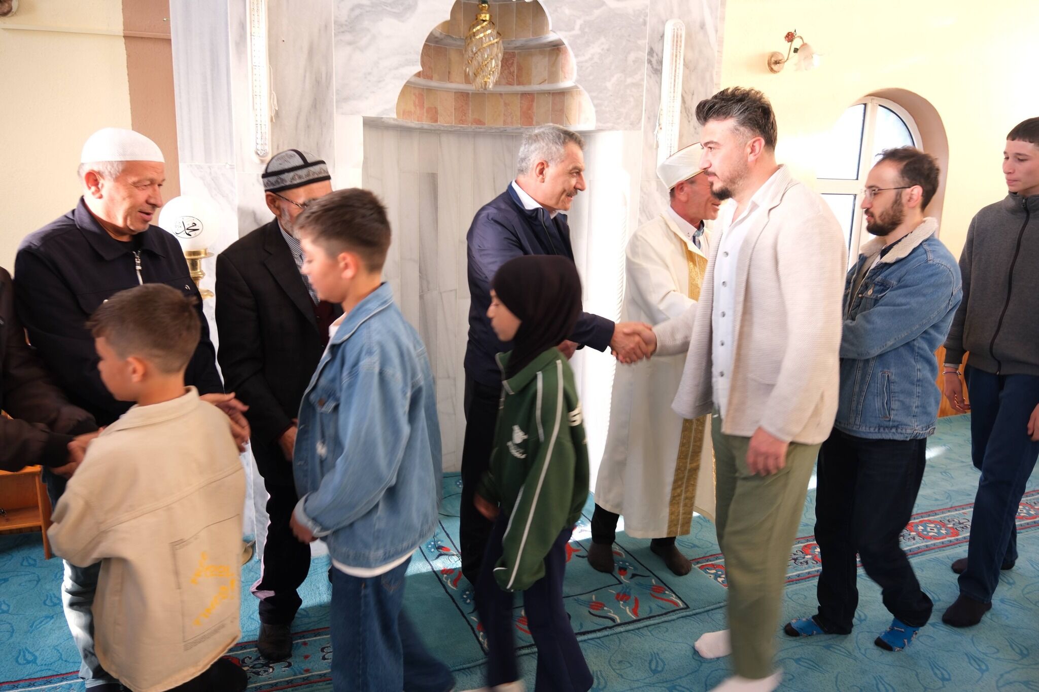Yozgat Valisi Özkan, Vatandaşlarla Bayramlaştı (3)
