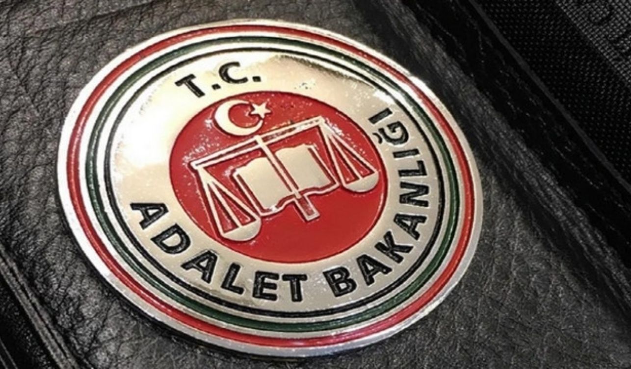 Bakanlık 900 Personel Alıyor Başvurular Şartları Açıklandı (2)