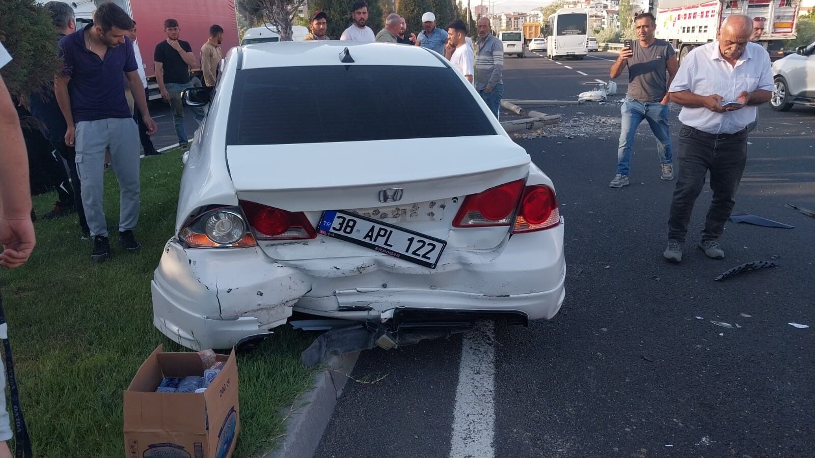 Zincirlime Trafik Kazasında 5 Kişi Yaralandı (1)