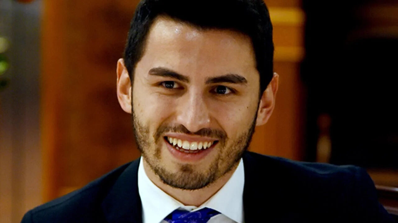 Ali Efe Bezci (2)