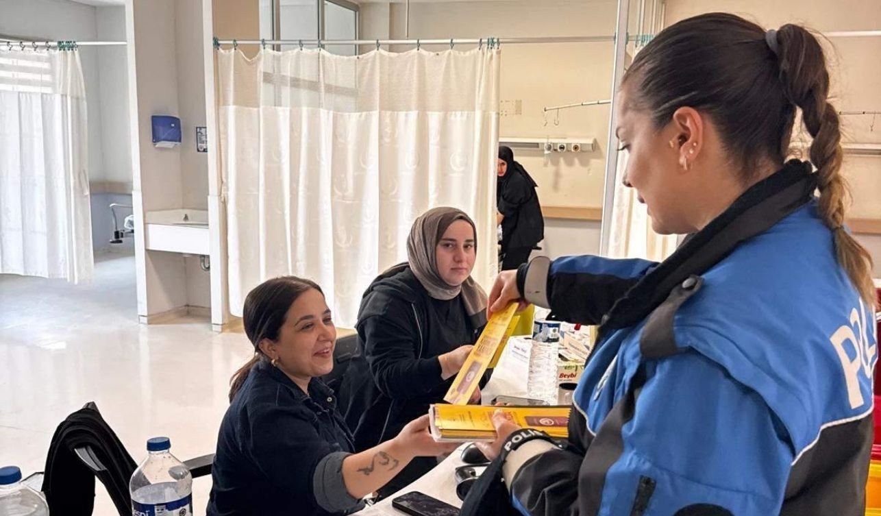 Sorgun’da Önleyici Güvenlik Faaliyeti Vatandaşlar Bilgilendirildi, Broşürler Dağıtıldı (2)