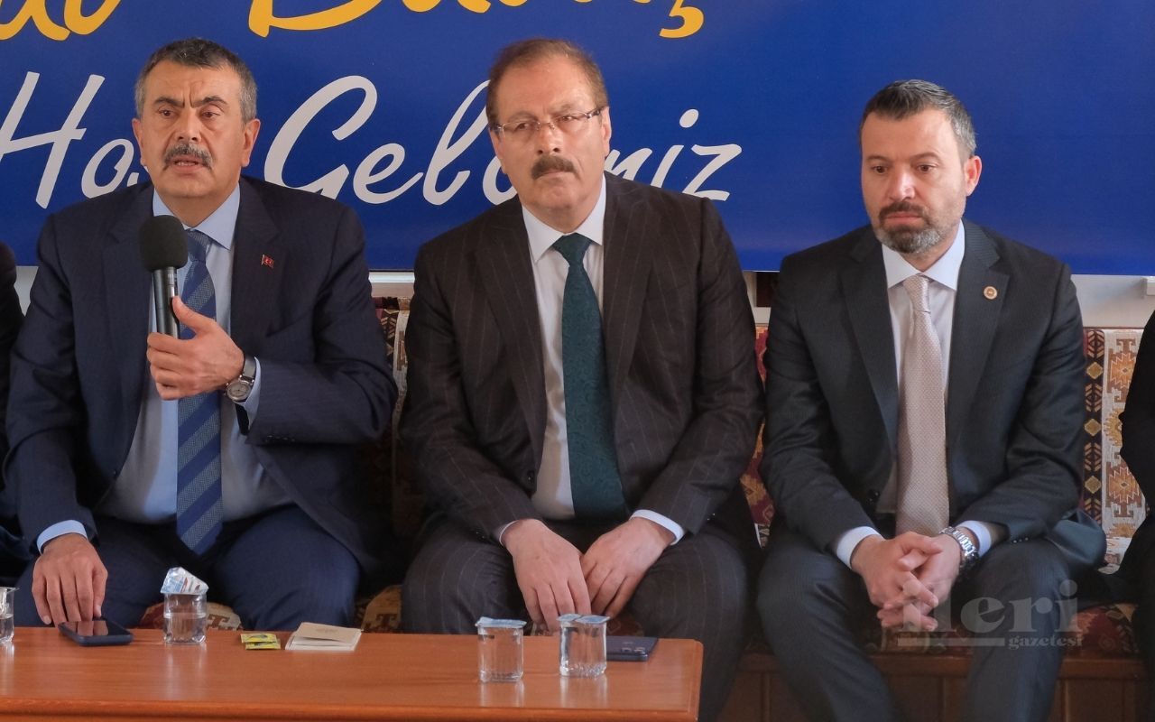 Milli Eğitim Bakanı Yusuf Tekin Yozgat’ta STK temsilcileriyle bir araya geldi