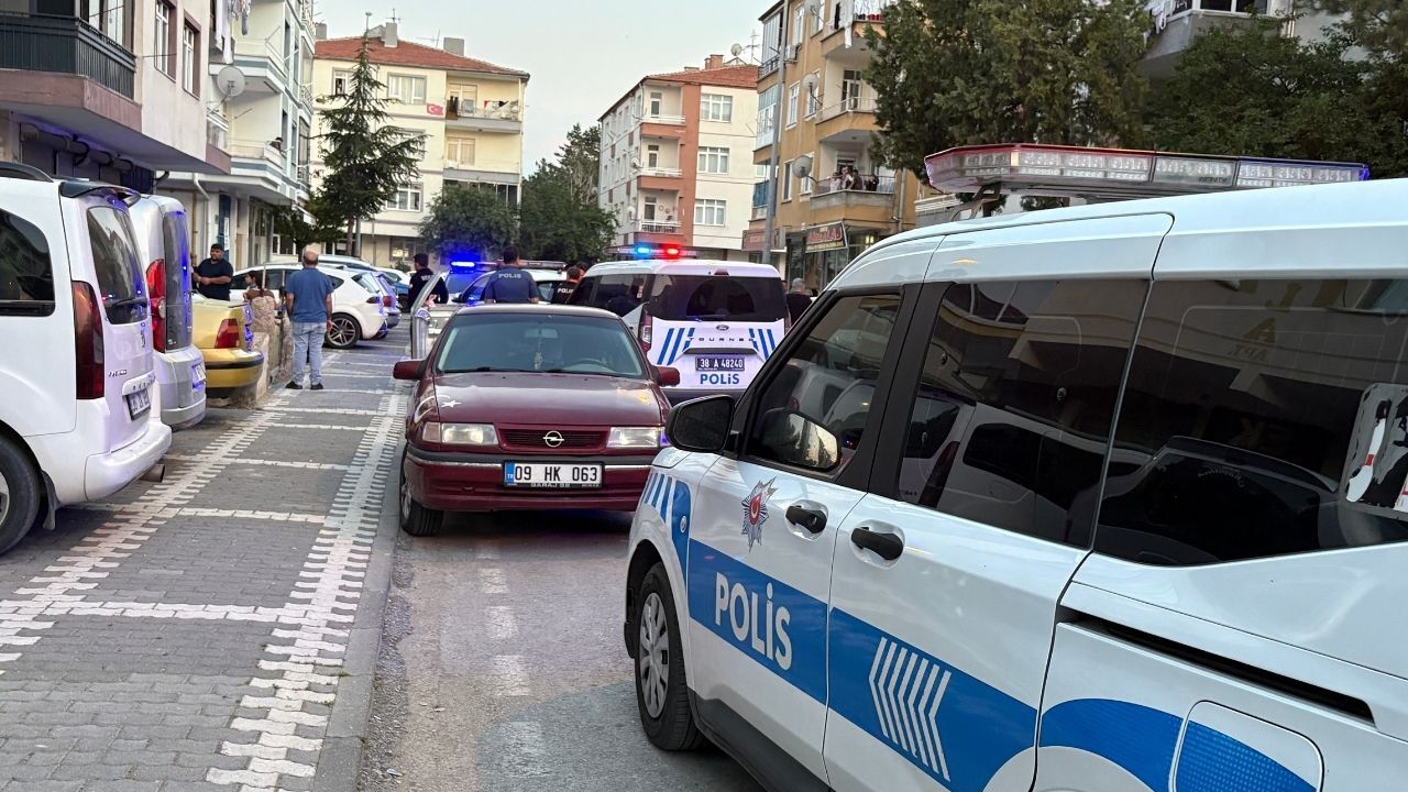 Eski Kayınvalidesi Ile Baldızını Bıçaklayıp Kaçtı (3)