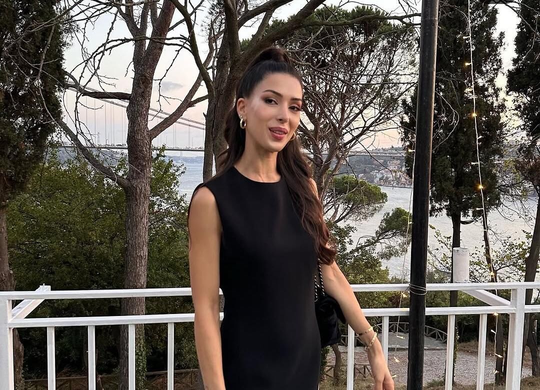 Şiva Behrouzfar Kimdir (1)