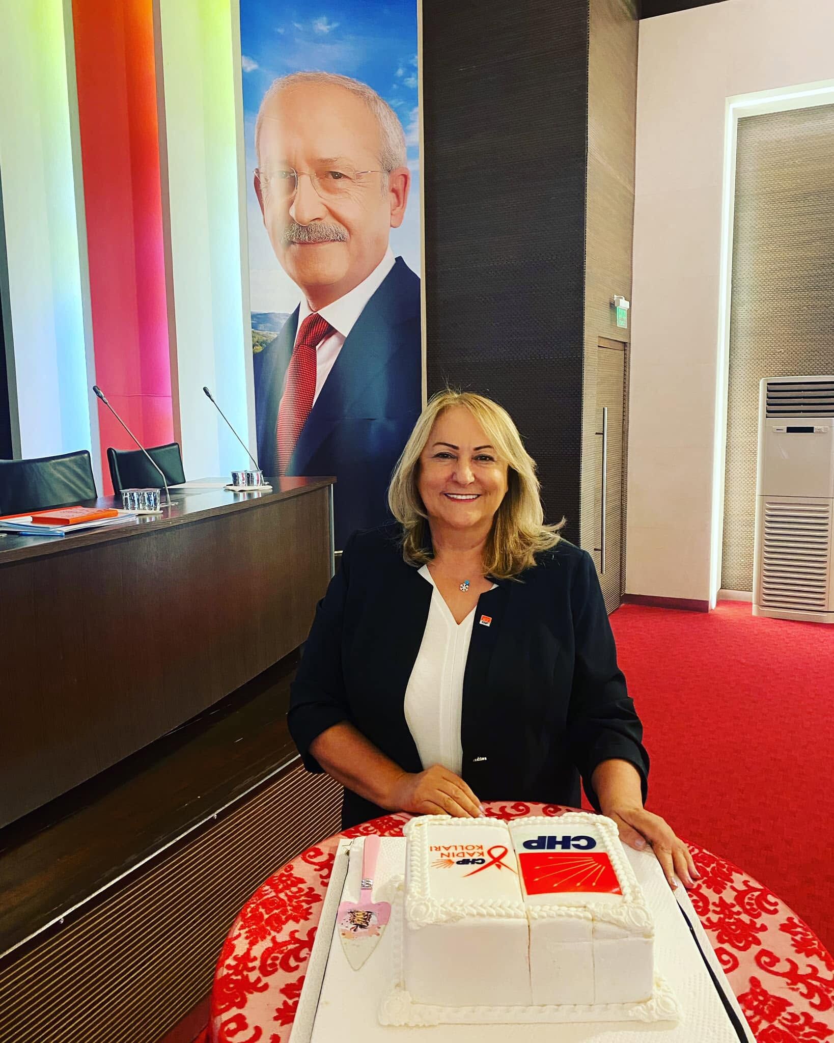 Ayten Gülsever Kimdir (2)
