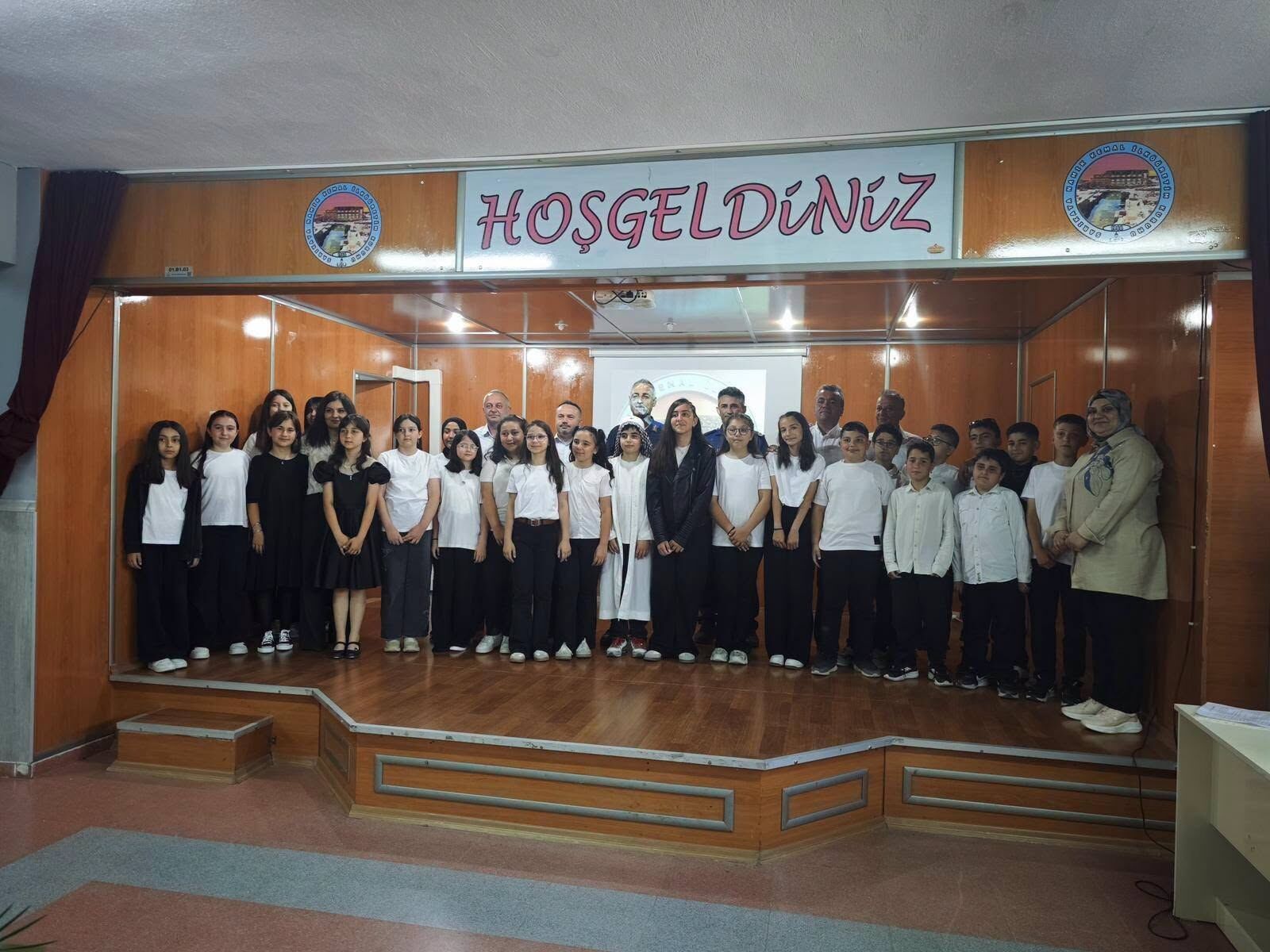 Öğrenciler İngilizceyi Sahneye Taşıdı 1