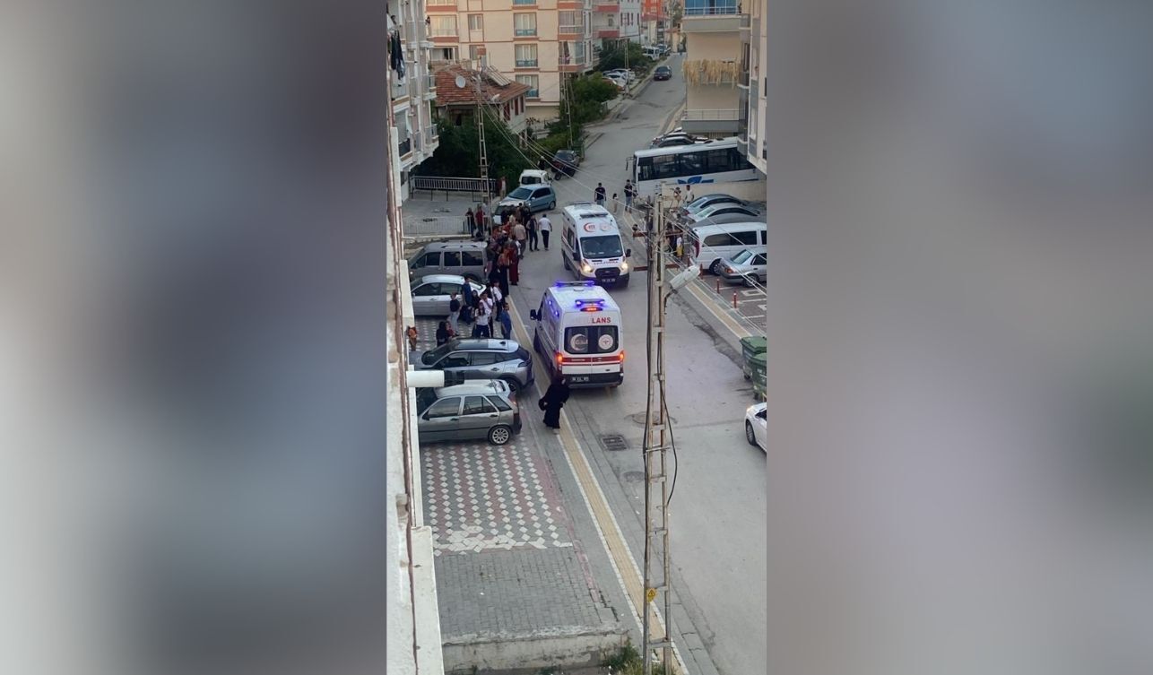 Korkutan Olay 1 Yaşındaki Çocuk Balkondan Düştü (1)