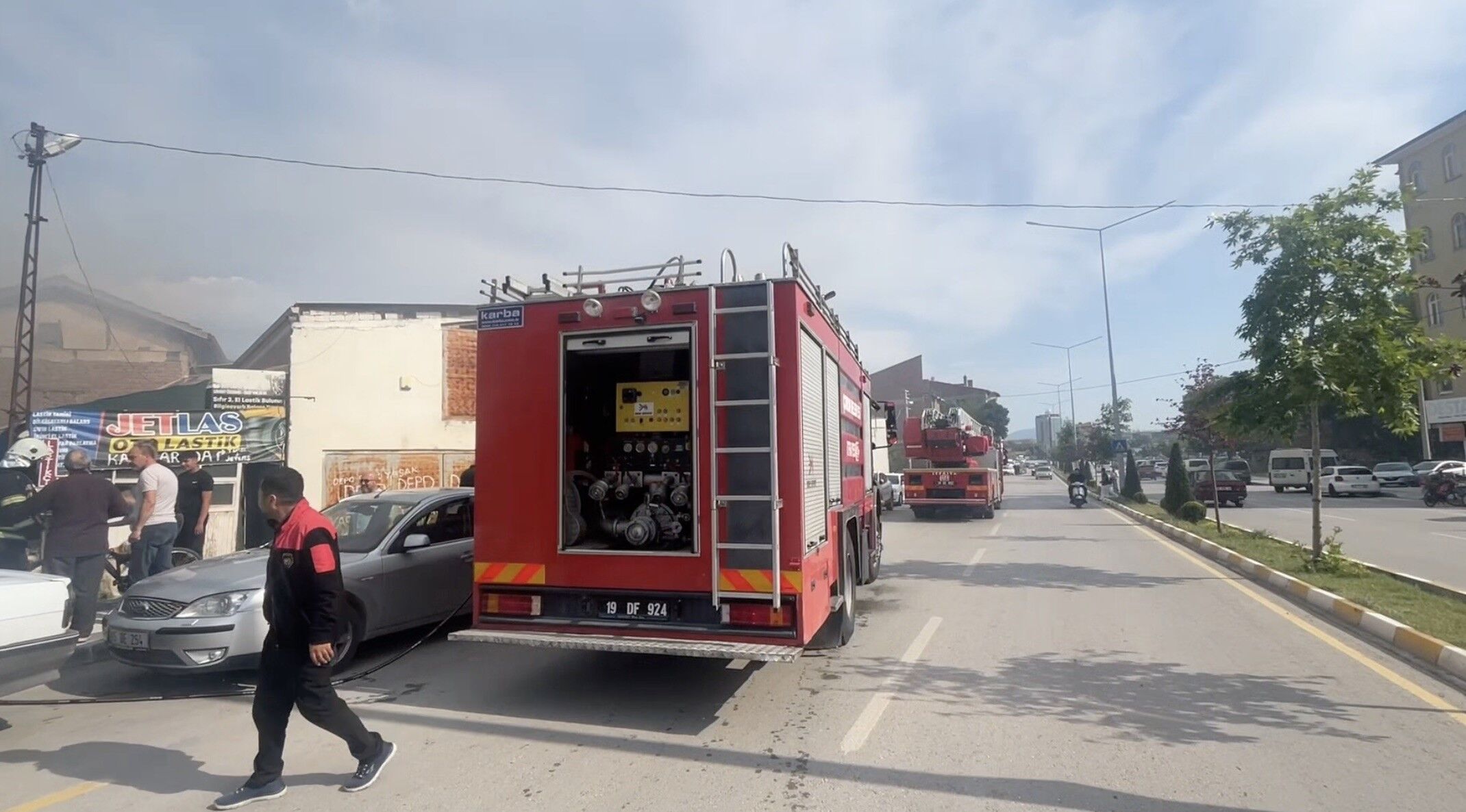Metruk Evde Yangın Paniği (2)