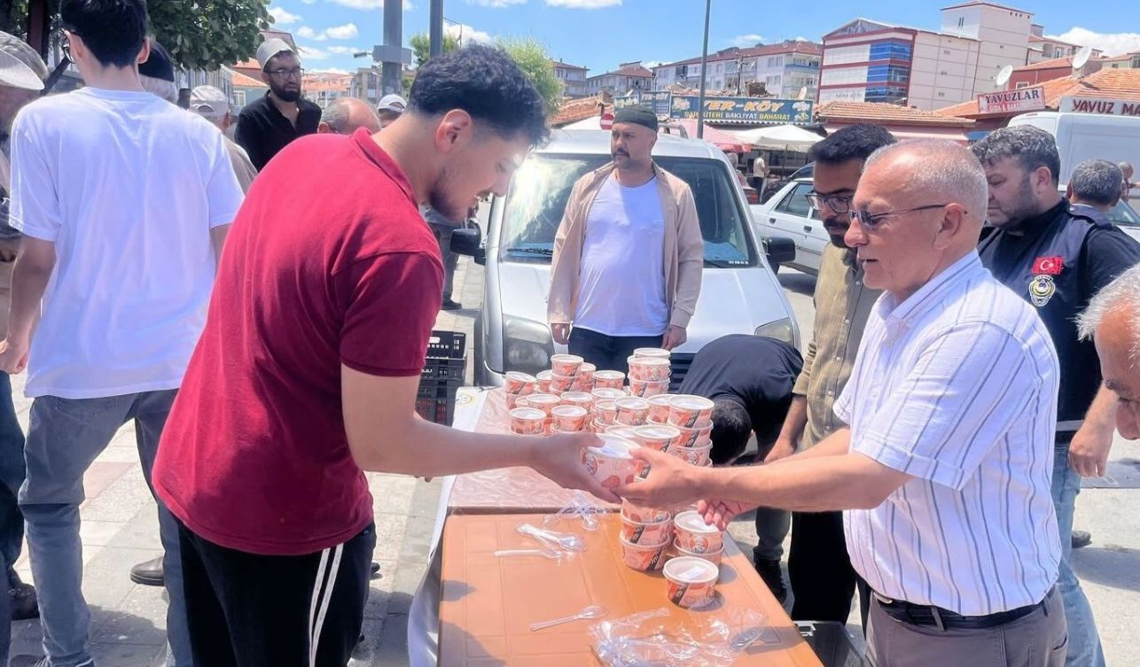 Yerköy’de Muharrem Ayı Dolayısıyla Aşure Ikramı Düzenlendi (1)