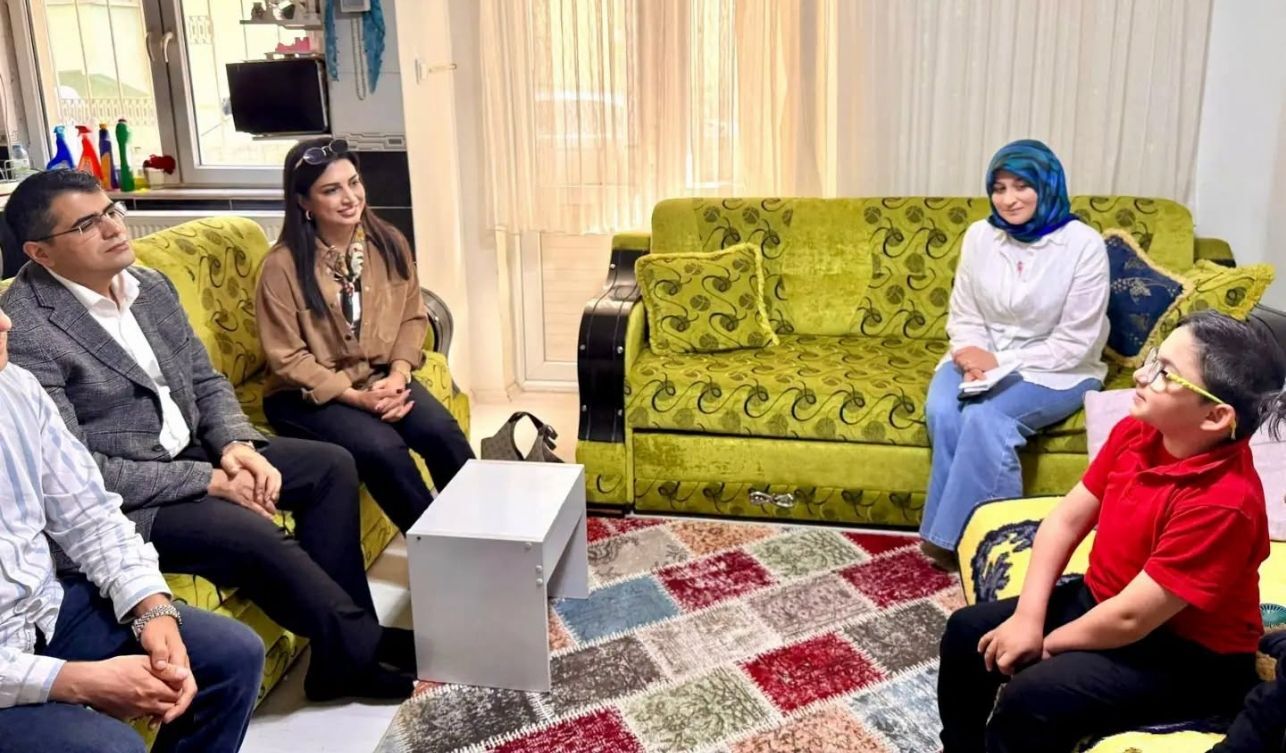 Akdağmadeni’nde Öğrenciye Anlamlı Ziyaret (2)