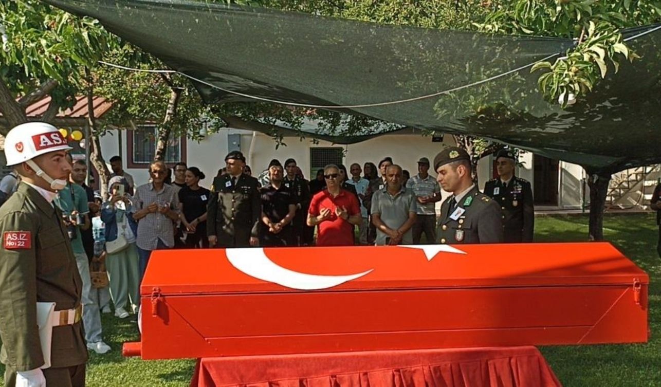 Emekli Asker Son Yolculuğunda Dualarla Uğurlandı (1)