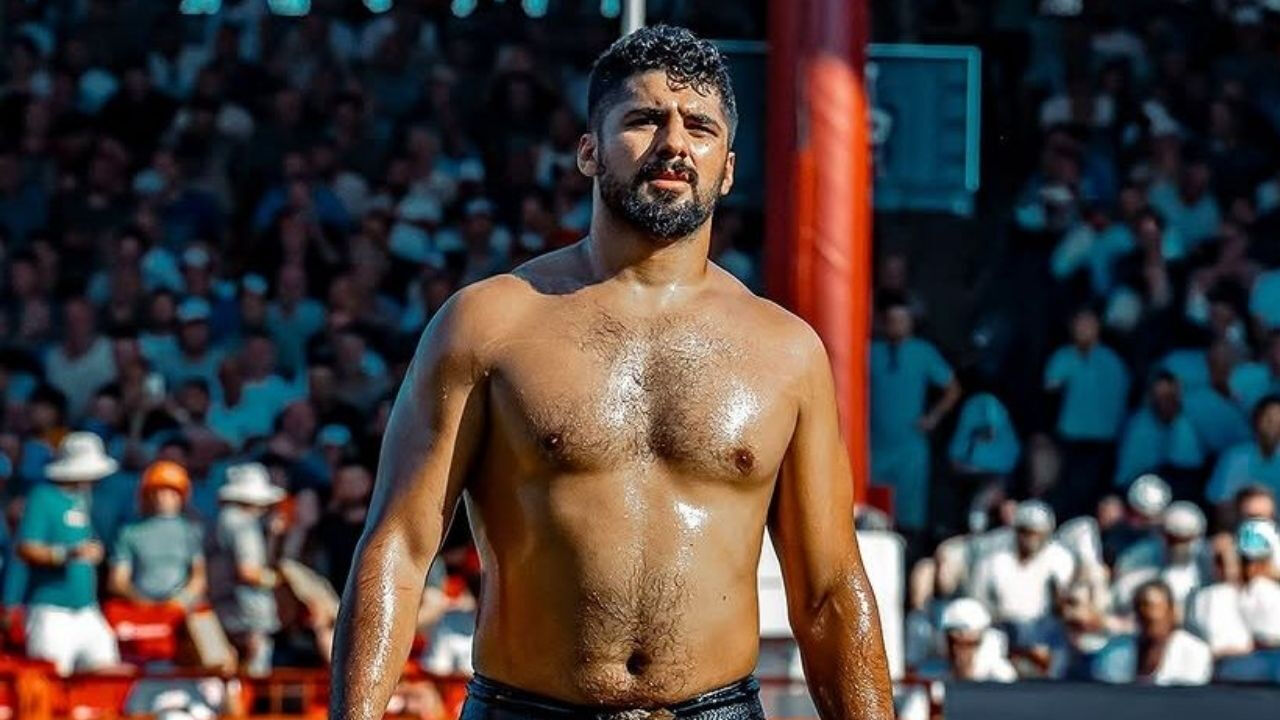 Enes Doğan (2)