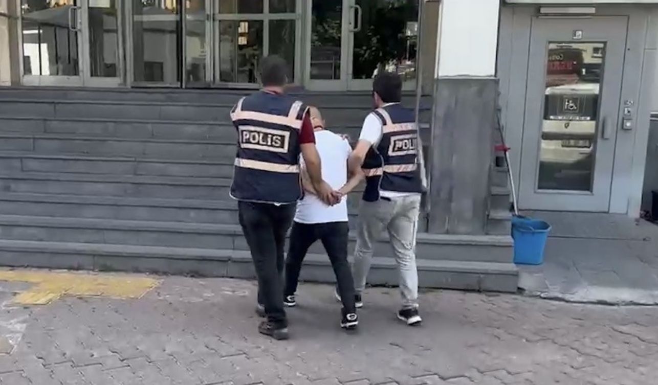 52 Yıl Kesinleşmiş Hapis Cezalı Şahıs Yakalandı (1)