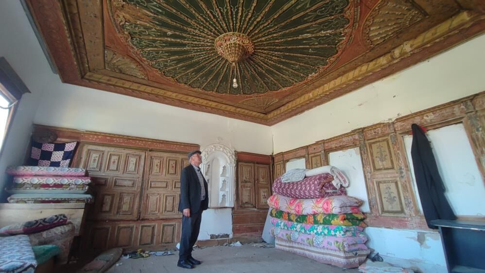 Konak Ve Hamam Ilgi Bekliyor