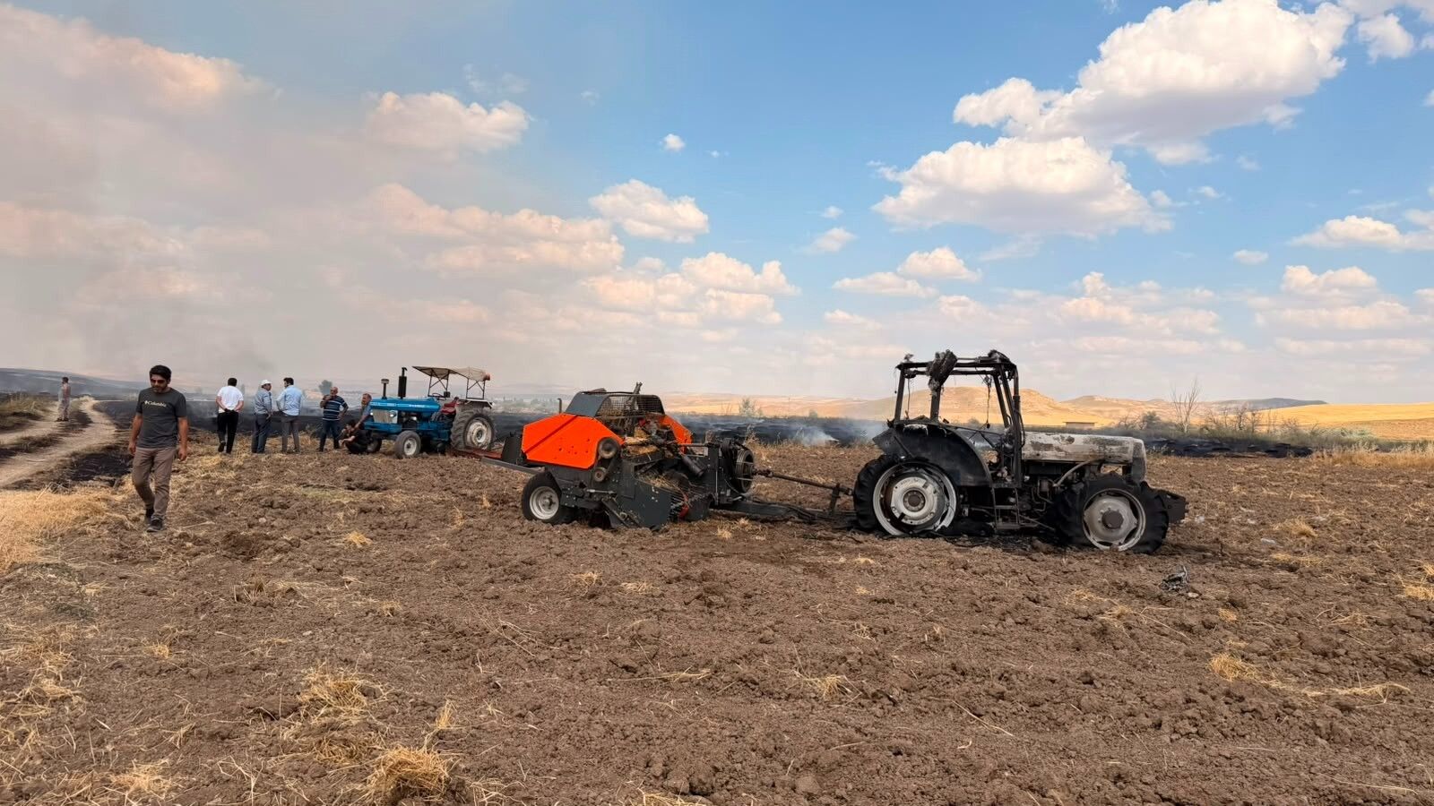 Yozgat’ta Otluk Alanda Çıkan Yangın Tarım Arazilerine Sıçradı (2)