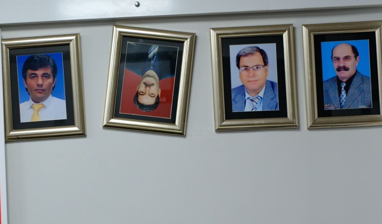Yozgat Chp'de Fotoğraflı Tepki Yeni Başkanın Resmi Ters Asıldı (3)