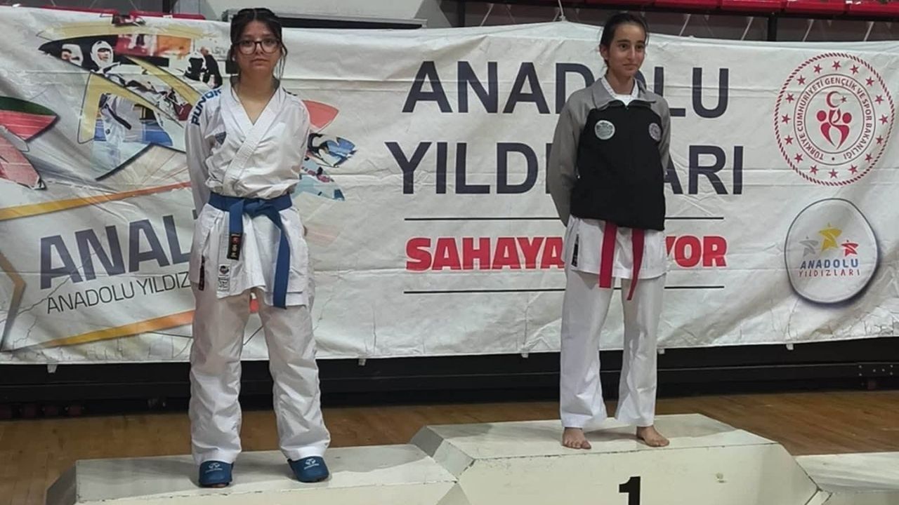 Yozgatlı Karateciler Anali̇g'de 11 Madalya Kazandı (3)