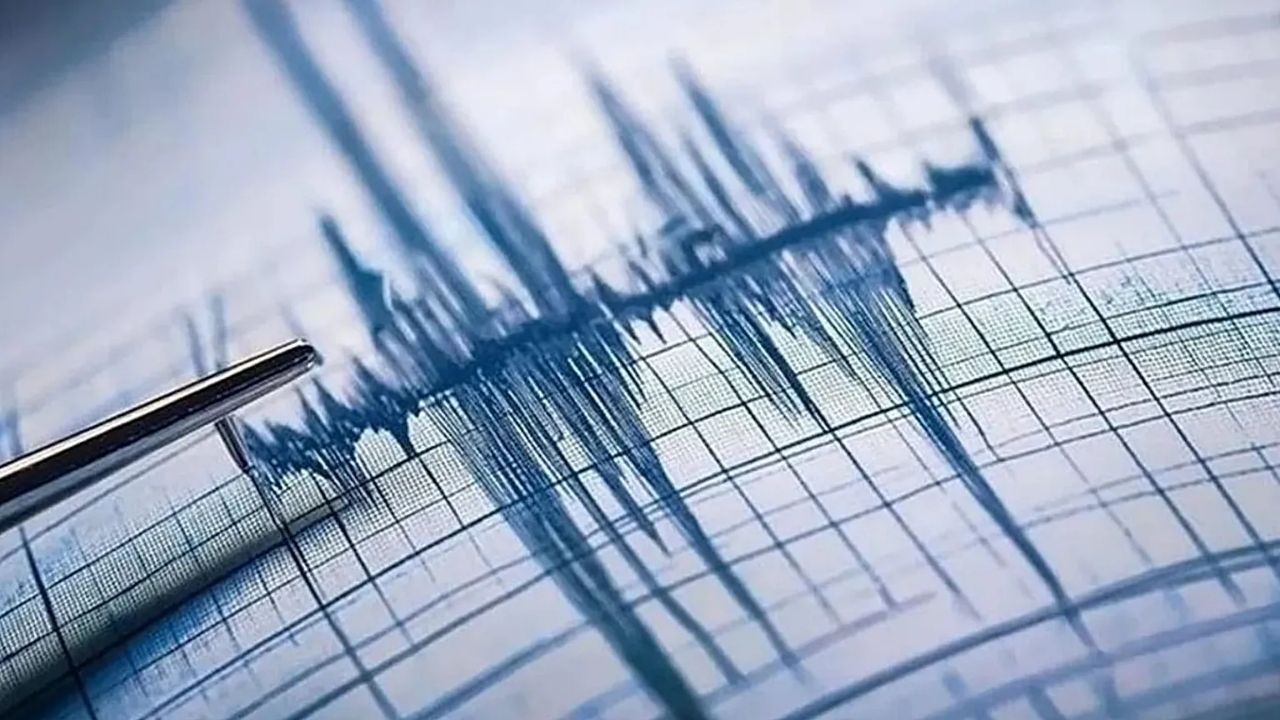 Deprem Meydana Geldi! Afad Ilk Verileri Açıkladı (1)