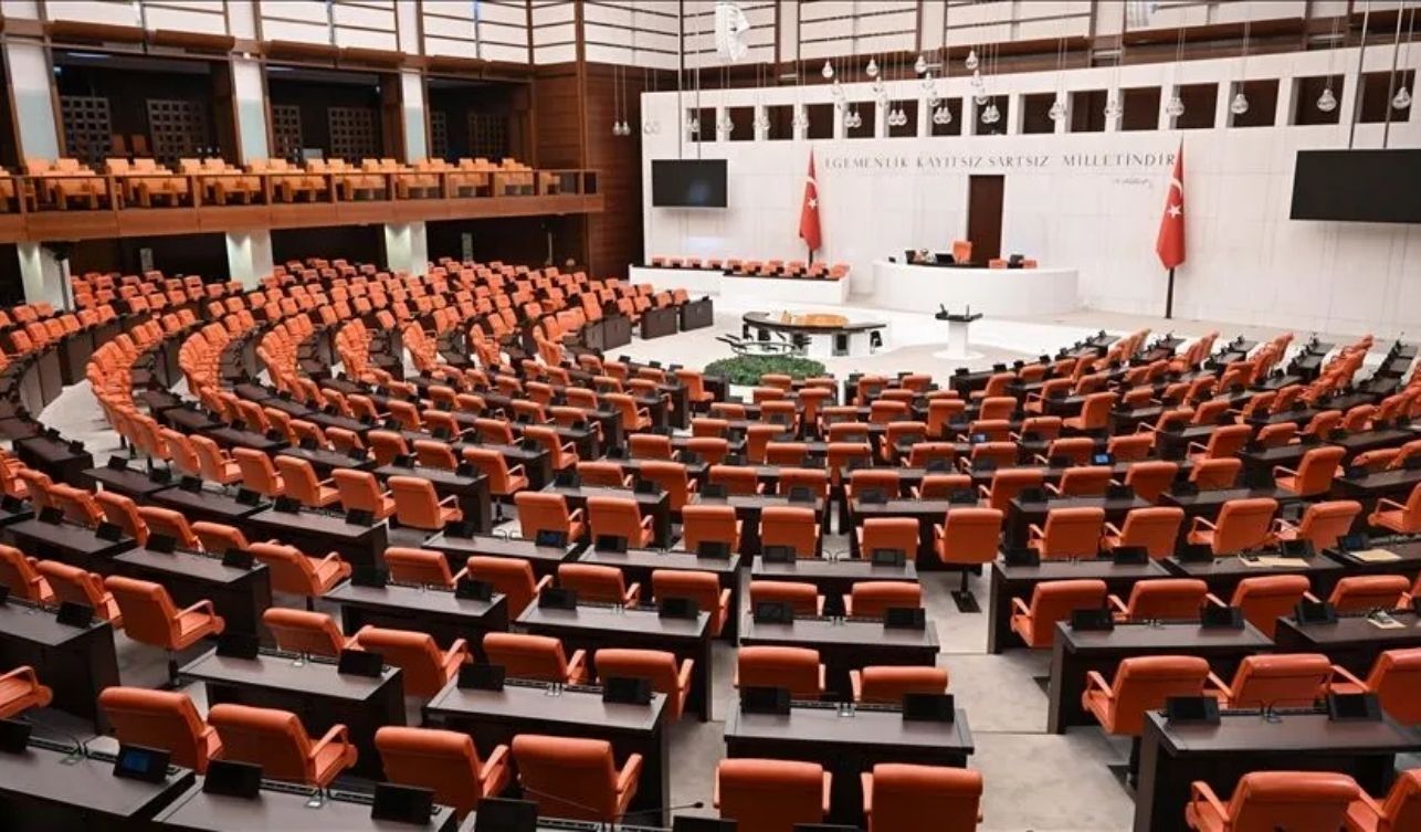 Gözler Meclis’te Emekli Aylıkları, Yargı Reformu Ve Yeni Düzenlemeler Geliyor (3)