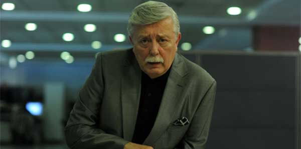 Aziz Üstel Kimdir (1)