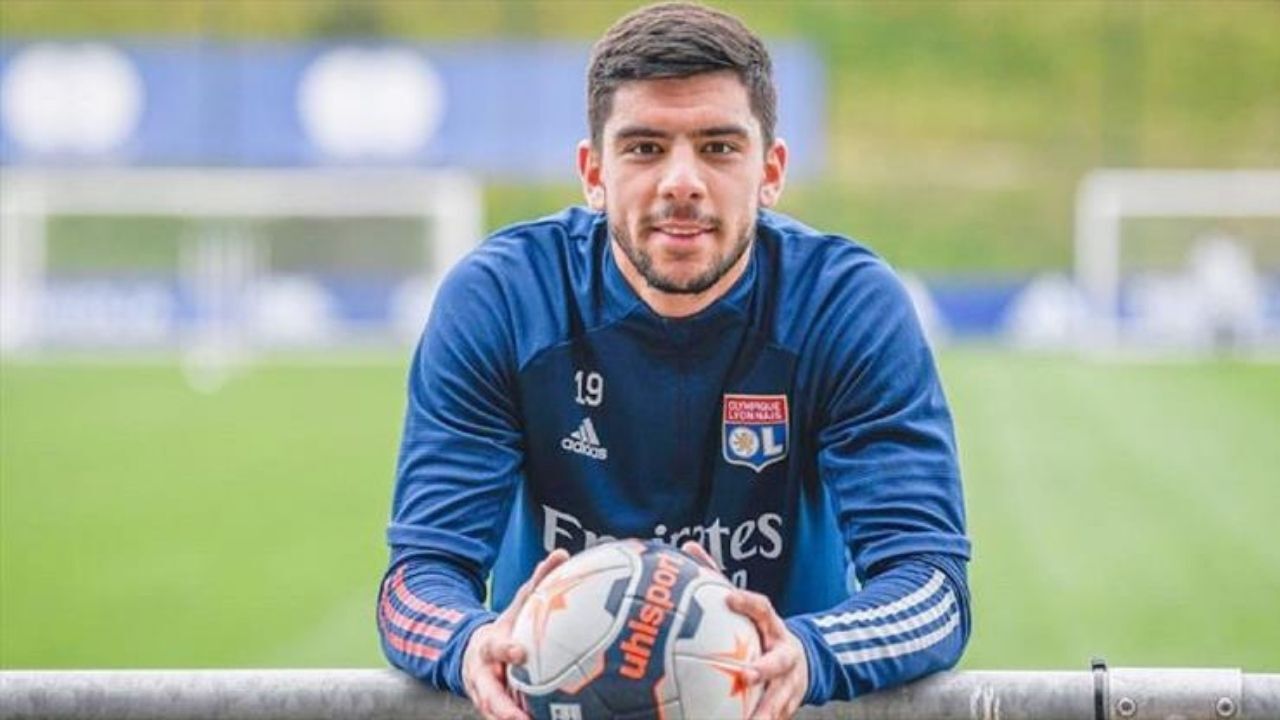 Cenk Özkaçar Kimdir Trabzonspor'un Yeni Transferi Kaç Yaşında, Nereli, Hangi Takımlarda Oynadı (1)
