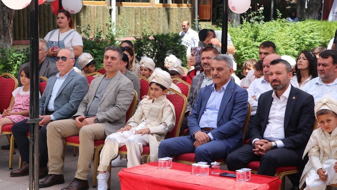 Sünnet (1)