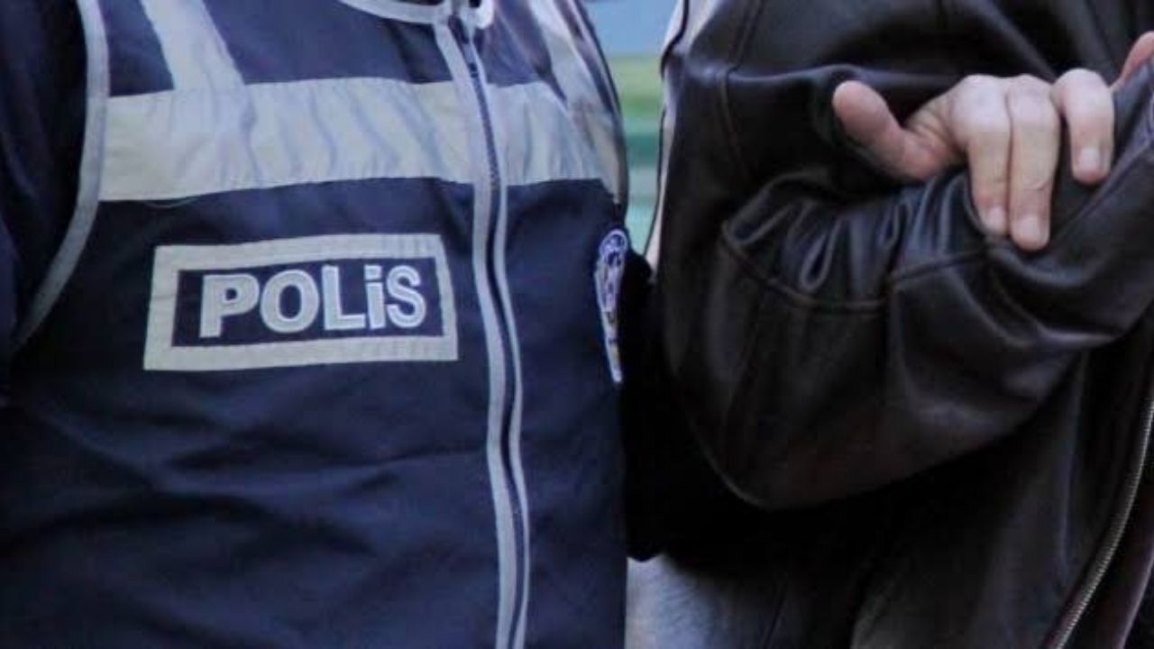 Devlet Verilerini Sızdıran Şüpheliler Yakalandı! 12 Ilde 50 Gözaltı (1)