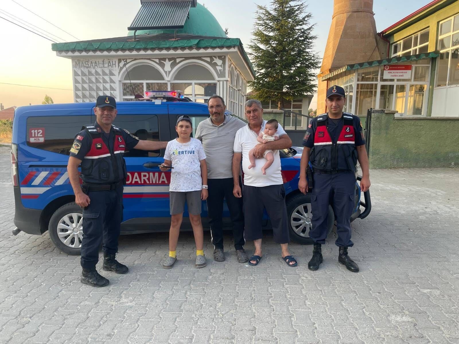 Bulduğu Cep Telefonunu Sahibine Teslim Etti1