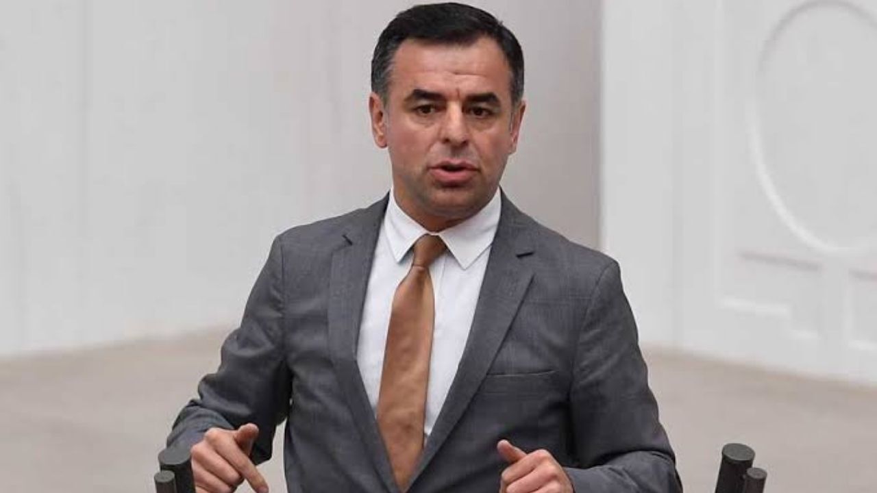 Eski Chp Milletvekili Barış Yarkadaş Kimdir Nereli, Kaç Yaşında, Ne Iş Yapıyor (4)