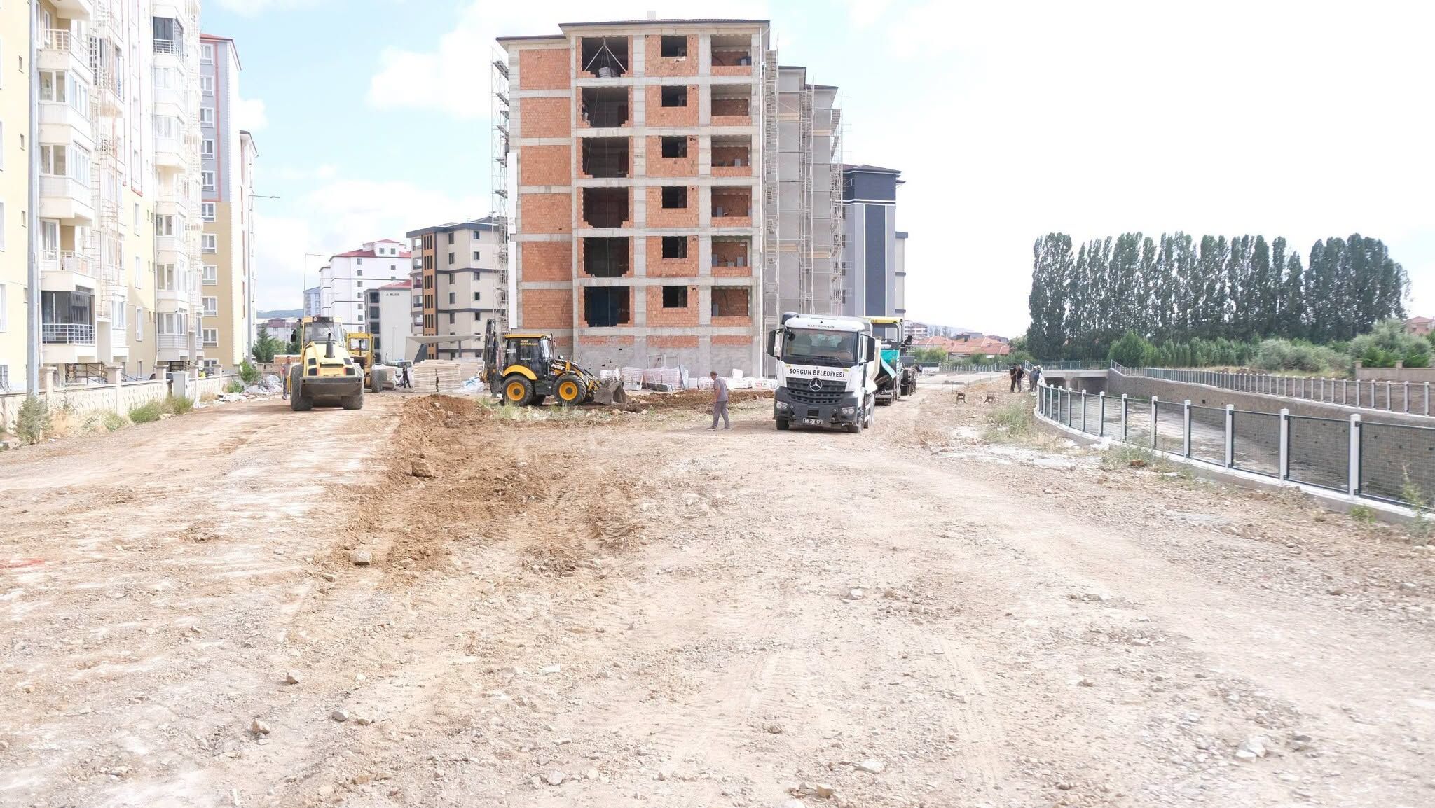 Dere Kenarı Yaşam Alanına Dönüşüyor2