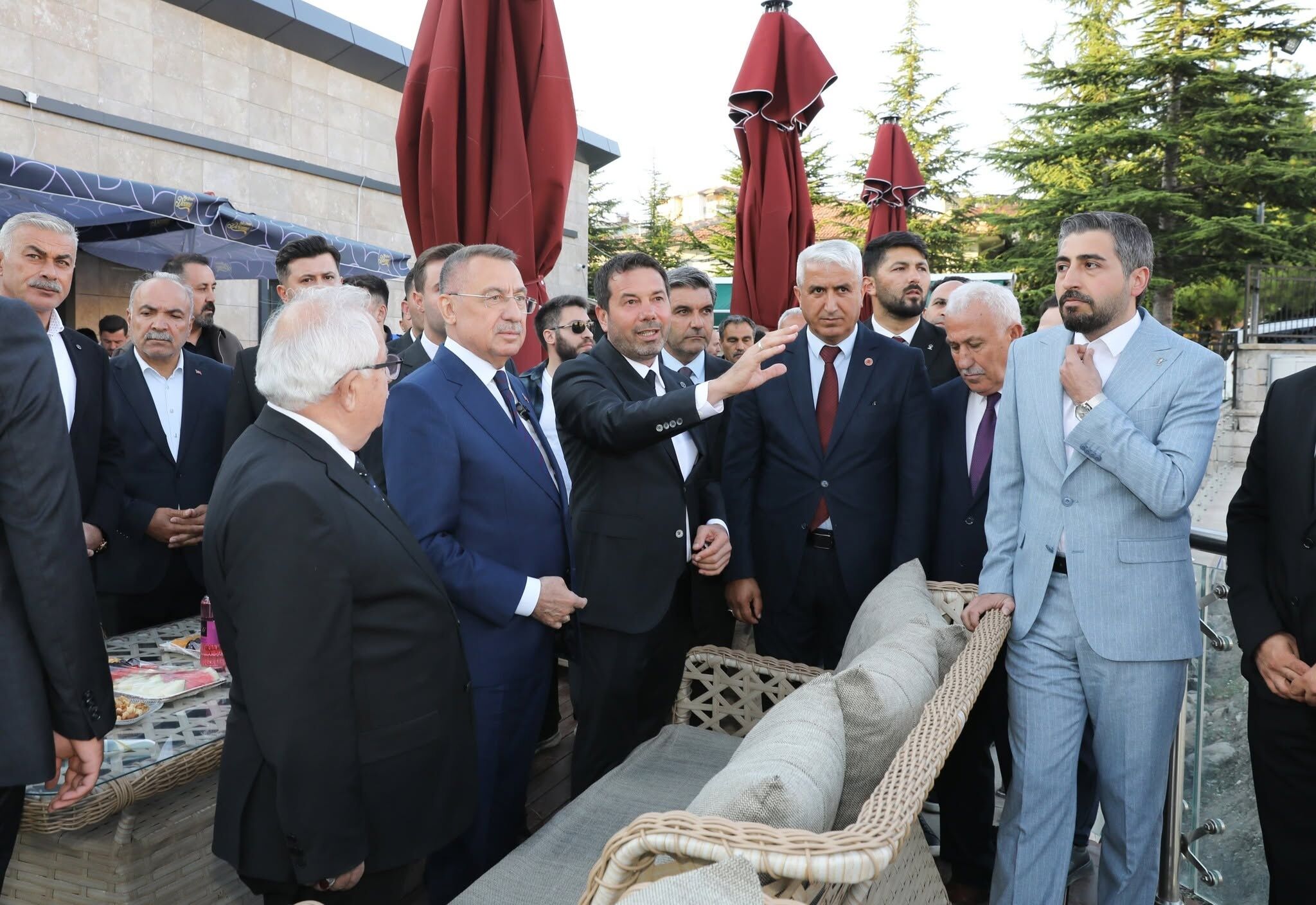 Fuat Oktay, Sarıkaya'da Vatandaşlarla Bir Araya Geldi