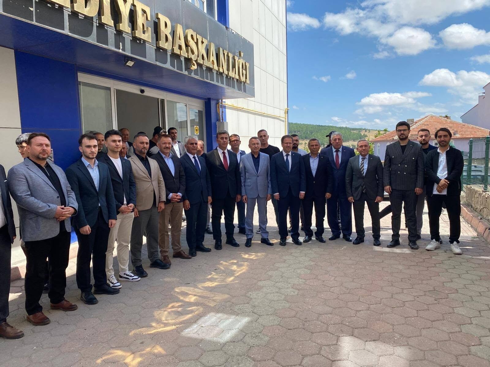 Fuat Oktay ve AK Parti Heyeti Kadışehri Belediyesini ziyaret etti
