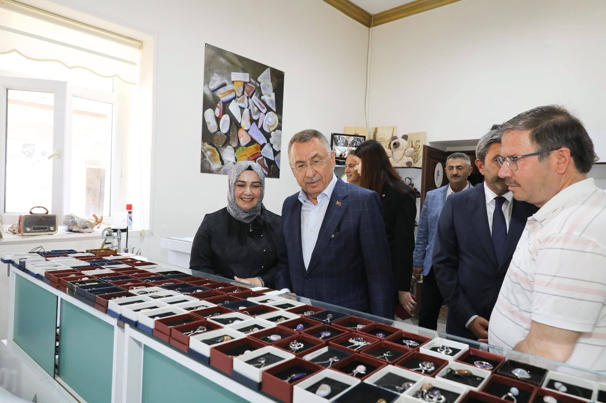 Fuat Oktay, Aydıncık Kadın Girişimi Kooperatifi'ni Ziyaret Etti (2)