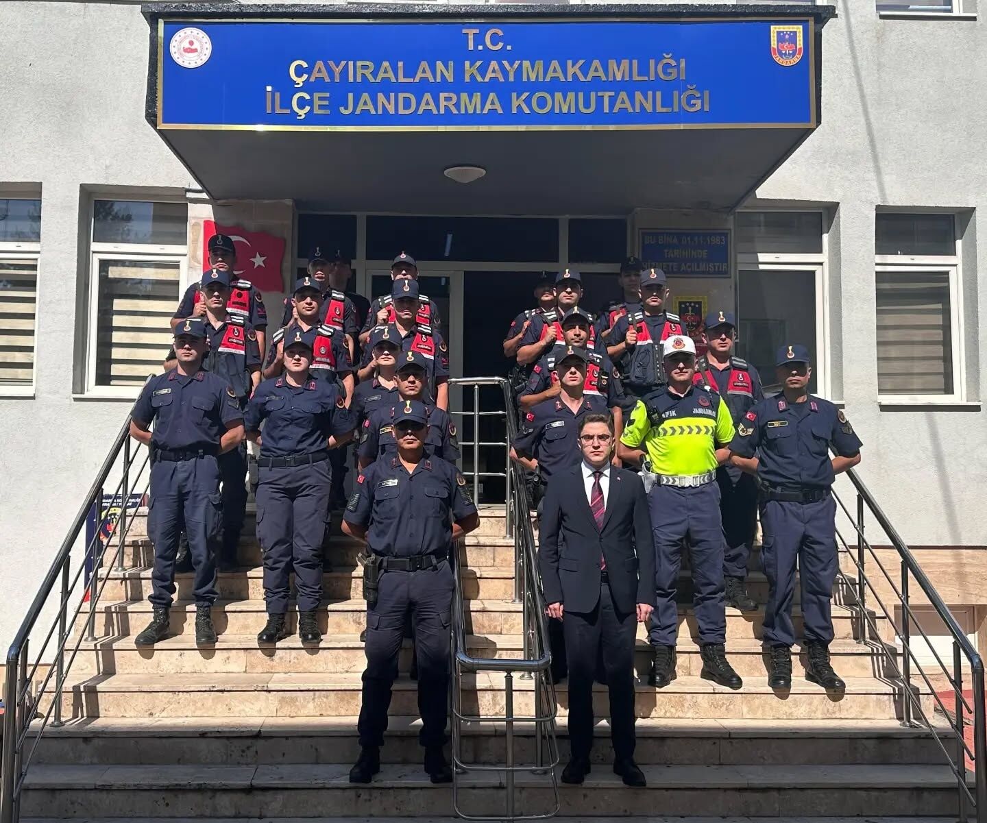 Kaymakam Bostancı'dan Jandarma Ve Emniyet Teşkilatına Ziyaret (1)
