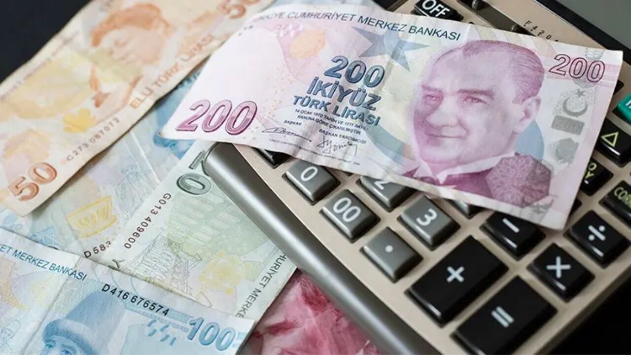 Zamlı Maaşlar Hesaplara Yatırılmaya Başlandı Toplam 10,3 Milyar Liralık Ödeme Yapılıyor