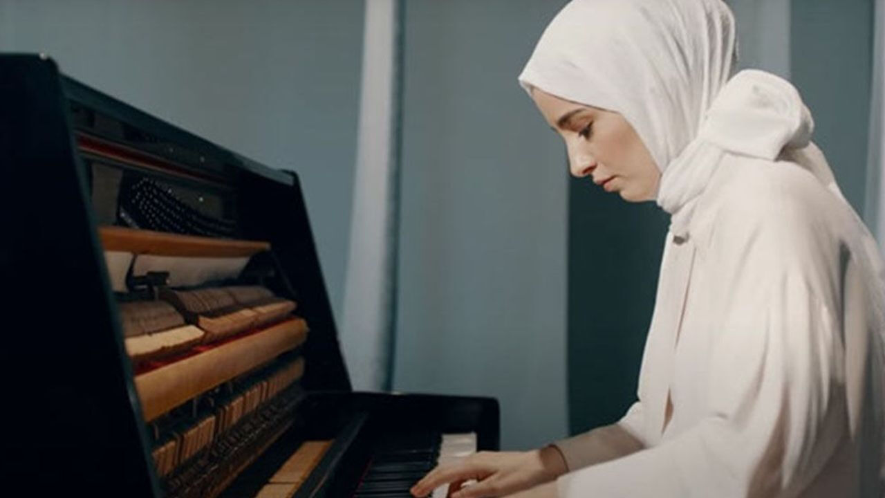 Büşra Kayıkçı (1)