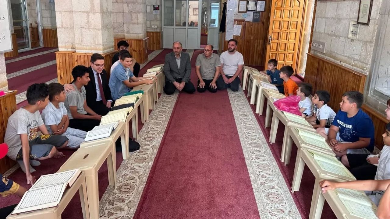 Çayıralan Kaymakamı Bostancı’dan Yaz Kur’an Kurslarına Ziyaret (4)