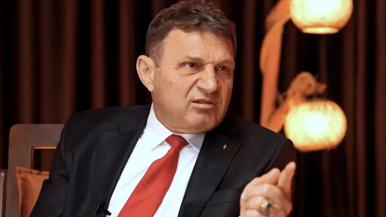 Türker Ertürk (4)