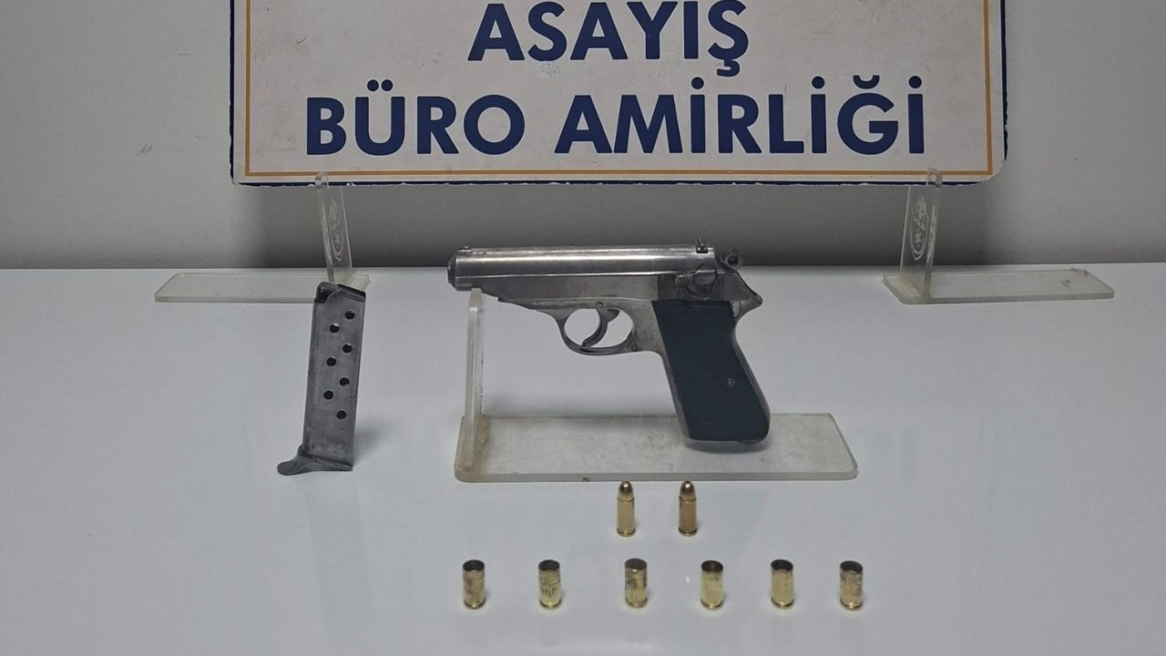 Düğünde Havaya Ateş Eden Şüpheli Suçüstü Yakalandı (1)