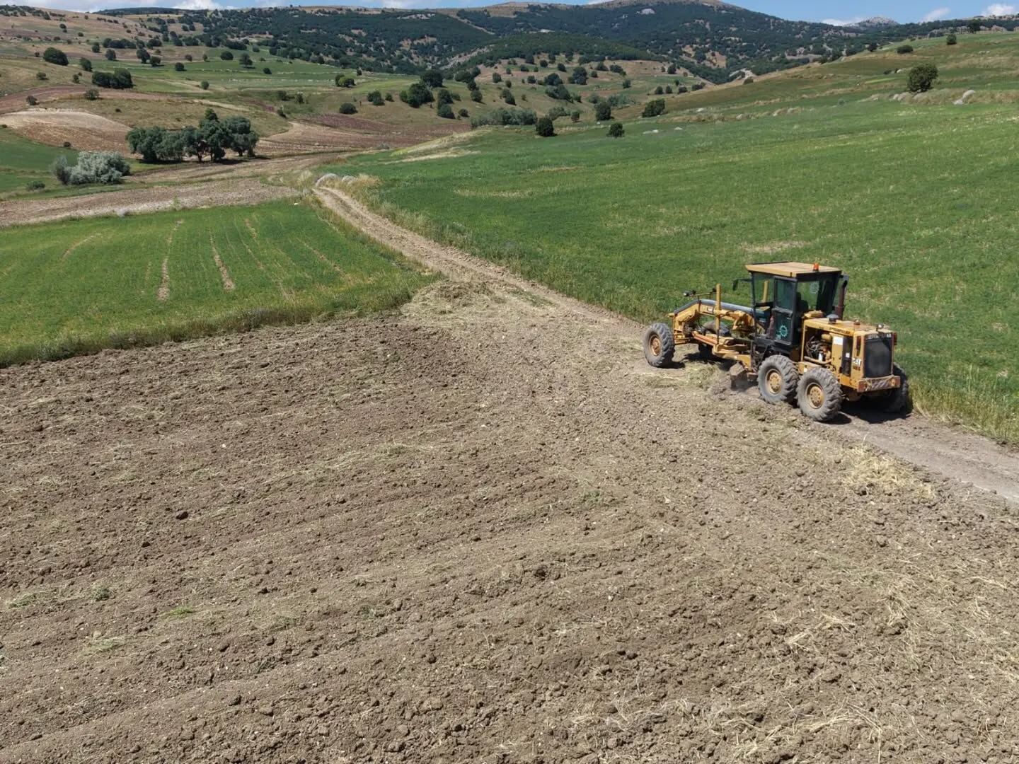 Arazi Yolları Düzeltildi1