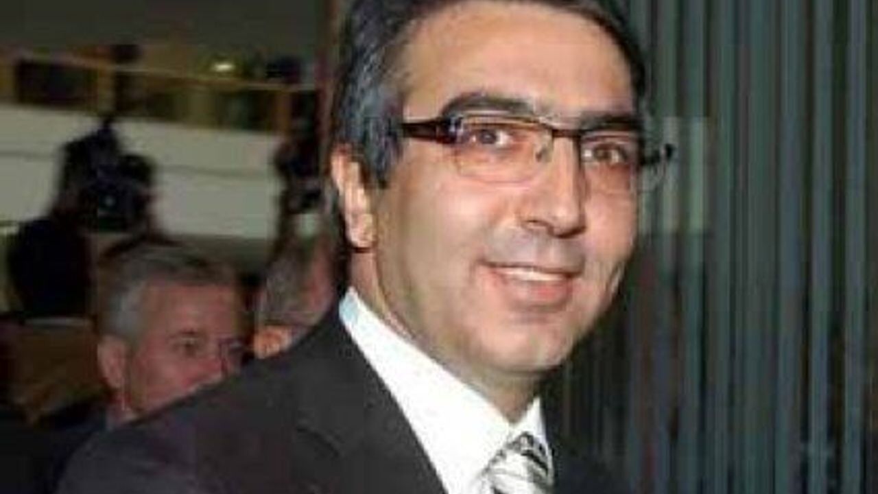 Erkan Mumcu (2)