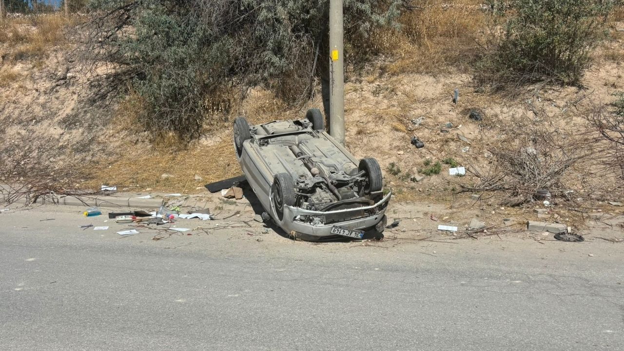 Kontrolden Çıkan Otomobil Takla Attı! Sürücü Yaralandı (1)