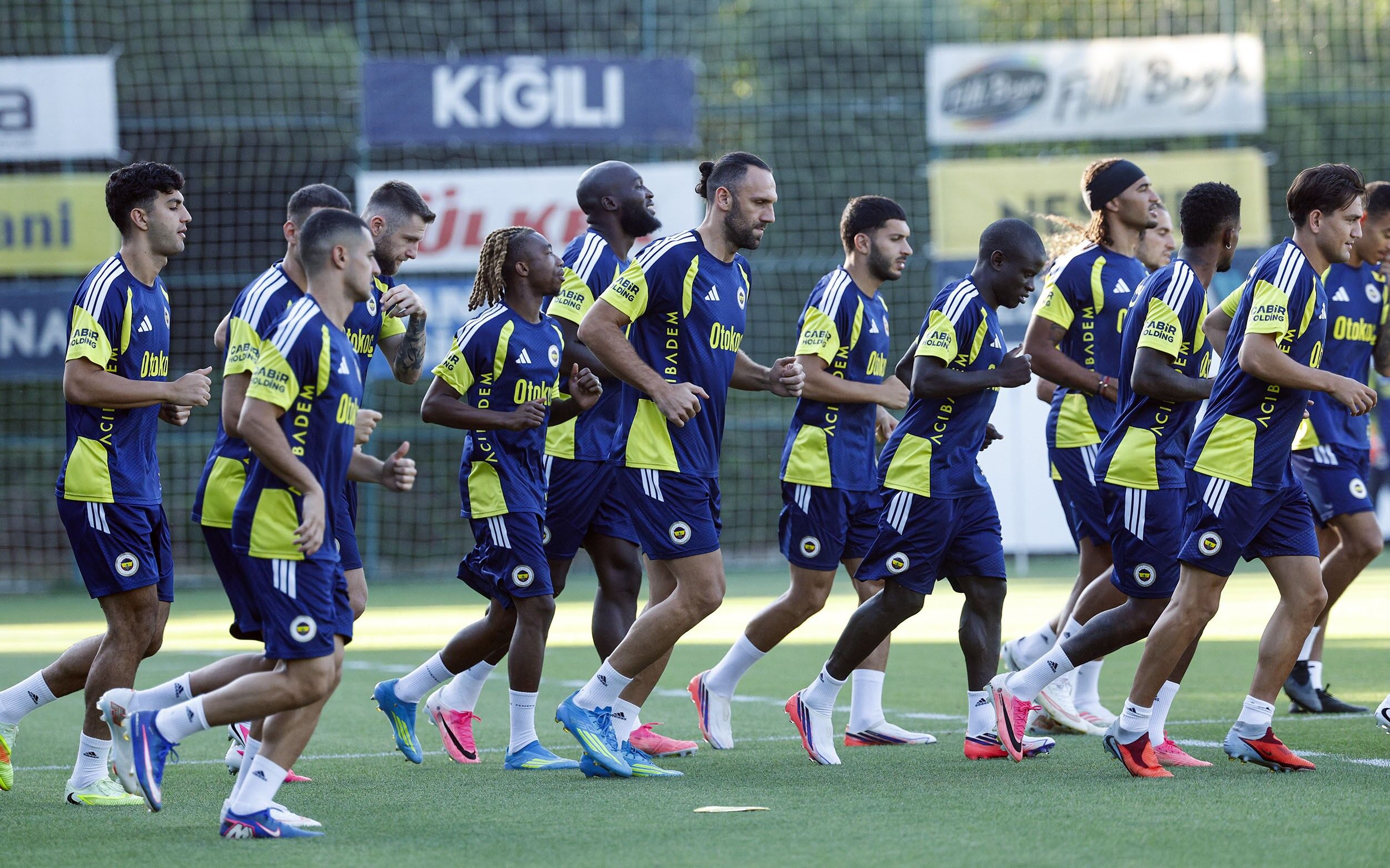 Fenerbahçe, Lyon Maçının Hazırlıklarını Sürdürdü (3)