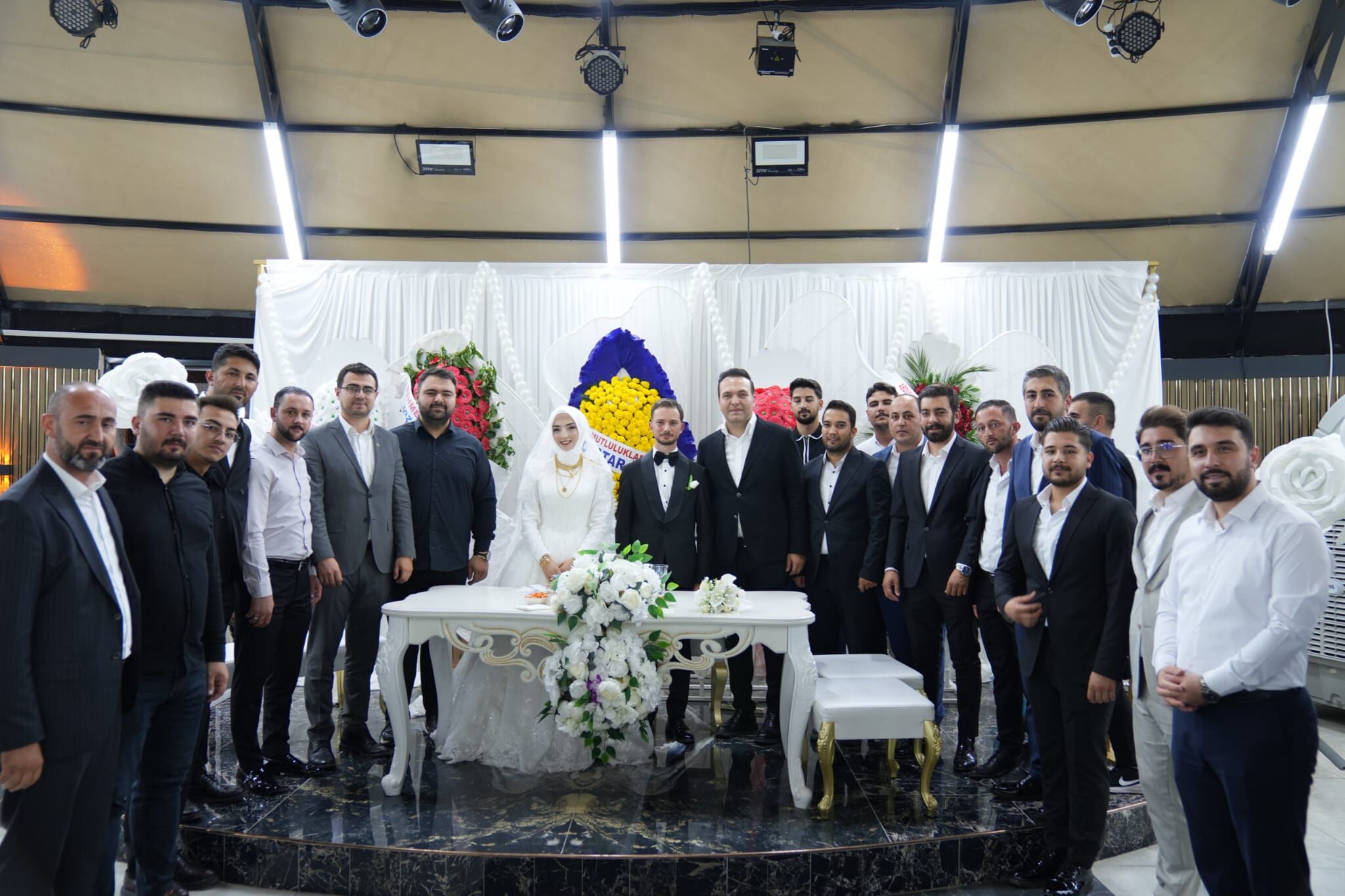 Şahin Çiftinin Mutlu Günü (8)