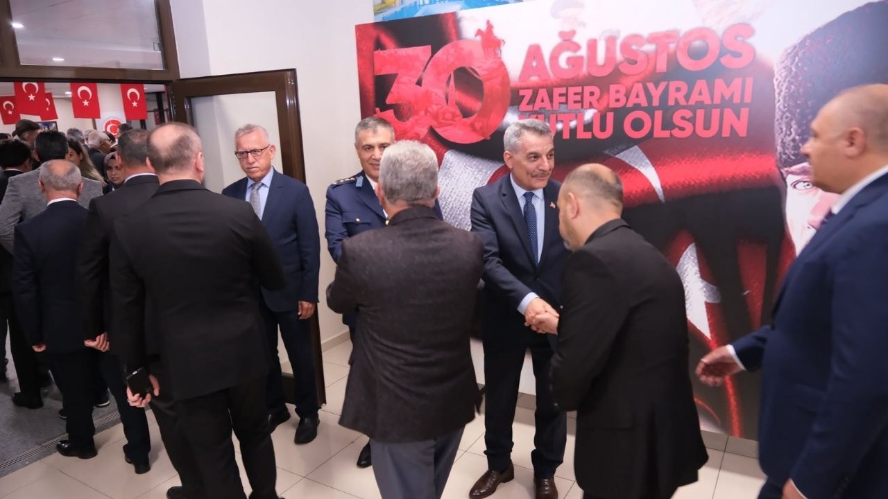Yozgat'ta Zaferin 104. Yılına Yakışır Resepsiyon Protokol Ve Vatandaş Tek Yürek (1)