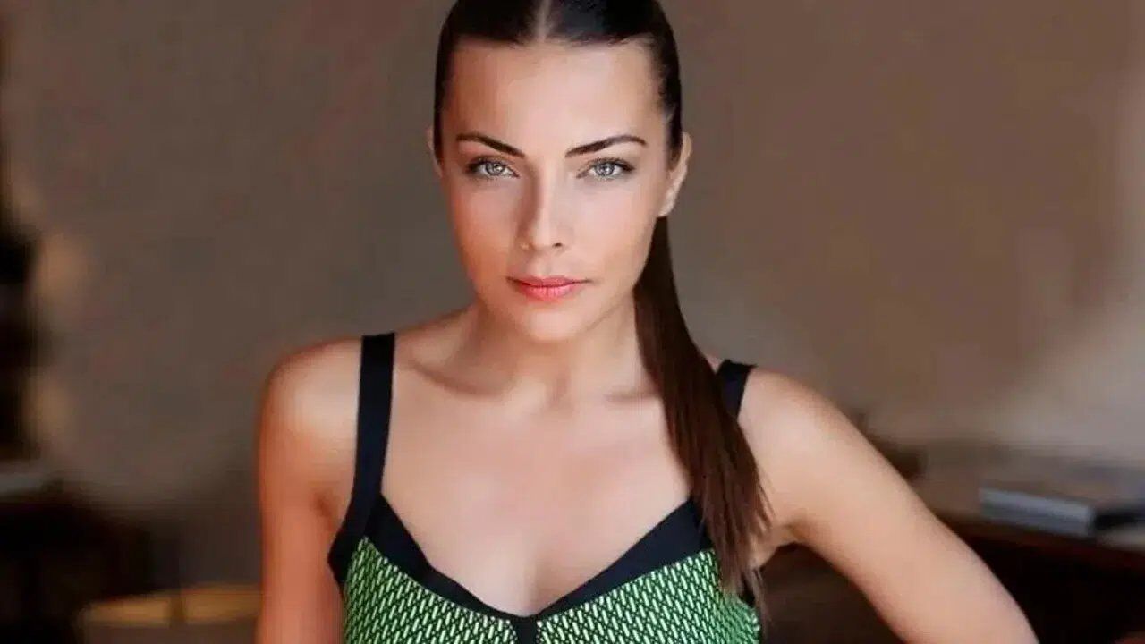 Burcu Kara (7)