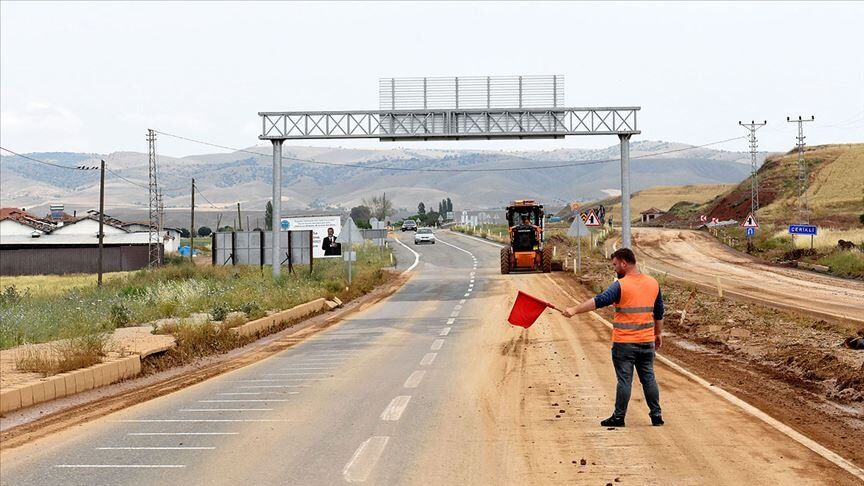 Kırıkkale-Yozgat yolunda şerit daraltılıyor