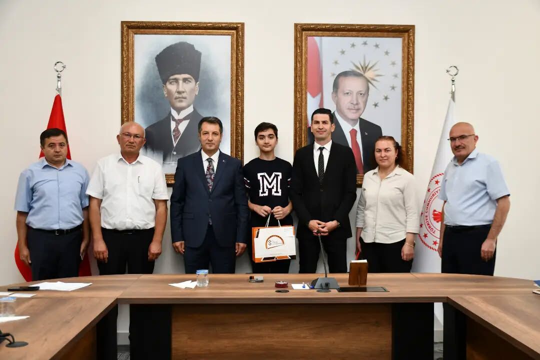 Başarılı Öğrenciler Ödüllendirildi 1