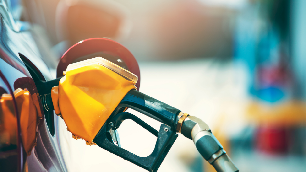 Pompada Rekor Sıçrama Motorinde 90 Tl Barajı Devriliyor (2)